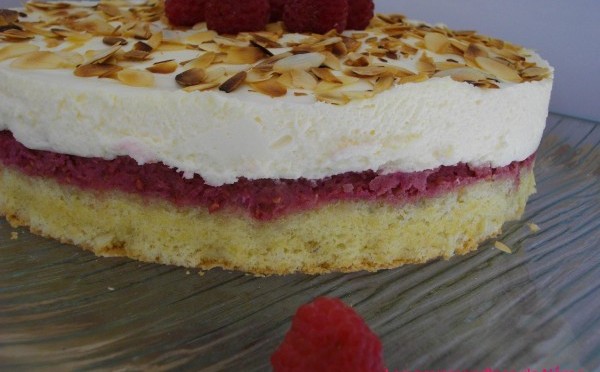 Gateau Amandes Framboises Et Mascarpone Les Gourmandises De Nemo