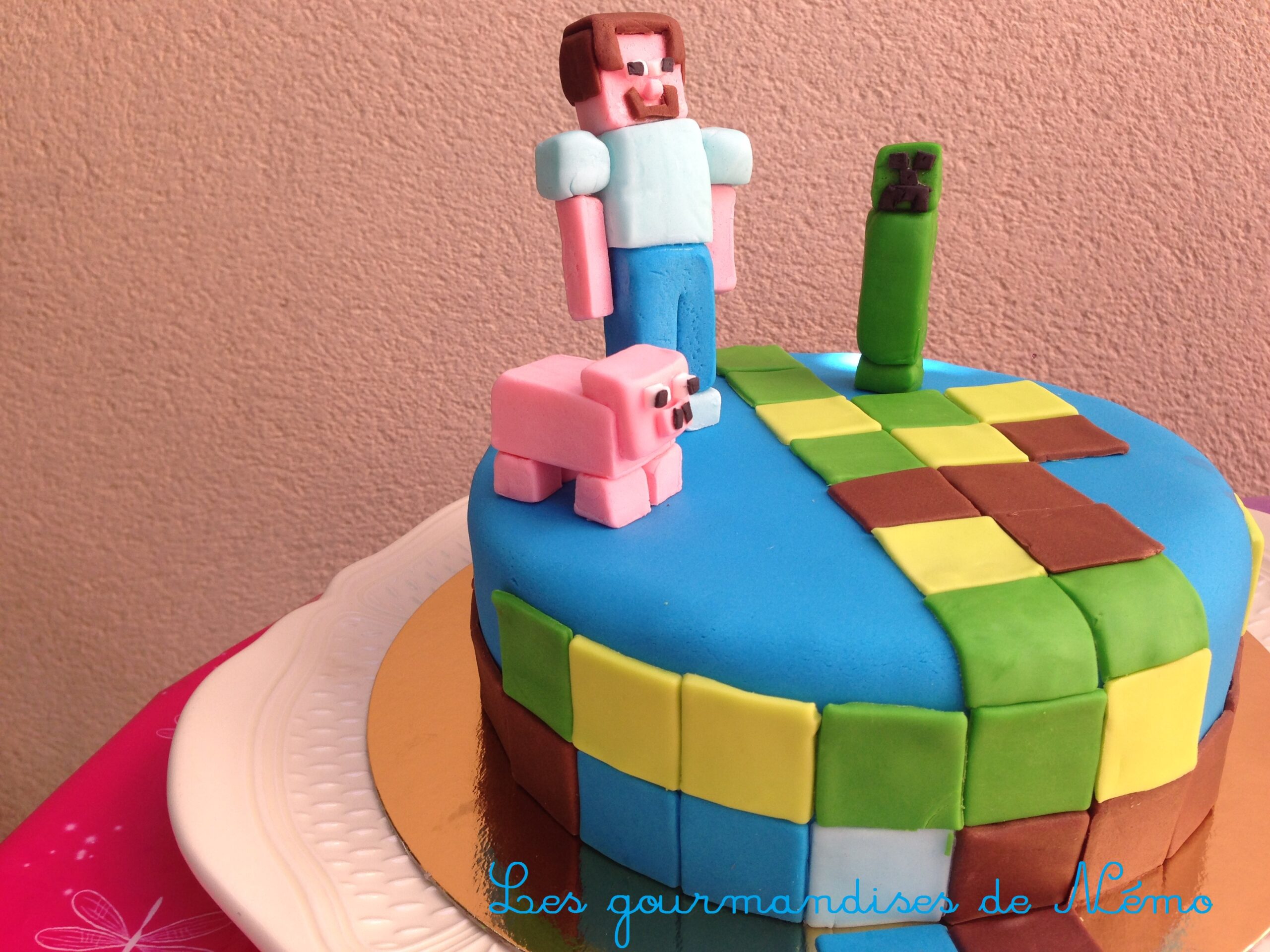 Le blog de ManuSupra — Oeuvre de ma femme: le gâteau Minecraft pour notre