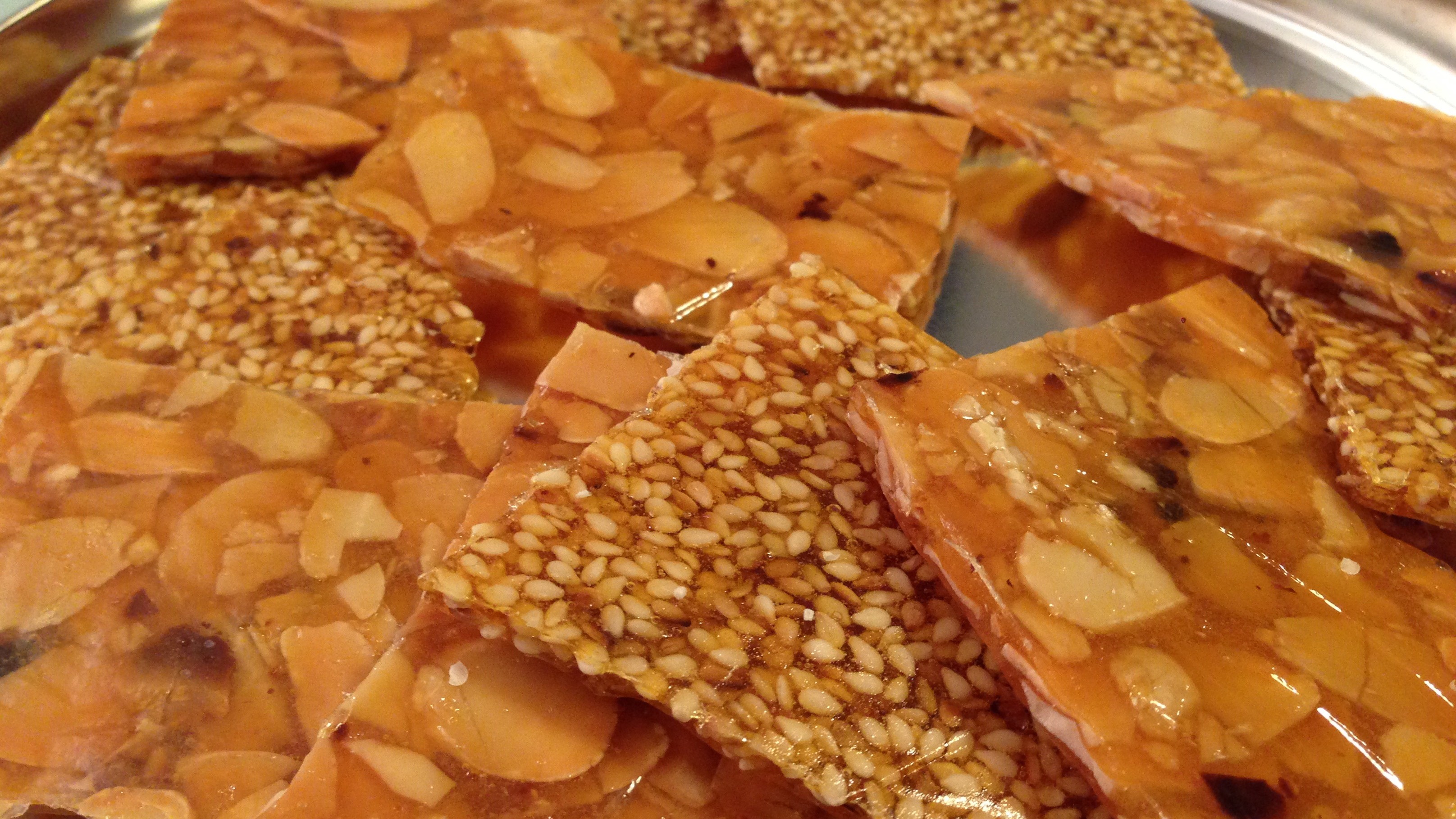 Nougatine Aux Amandes Et Au Sesame Les Gourmandises De Nemo Nougatine Aux Amandes Et Au Sesame Les Gourmandises De Nemo