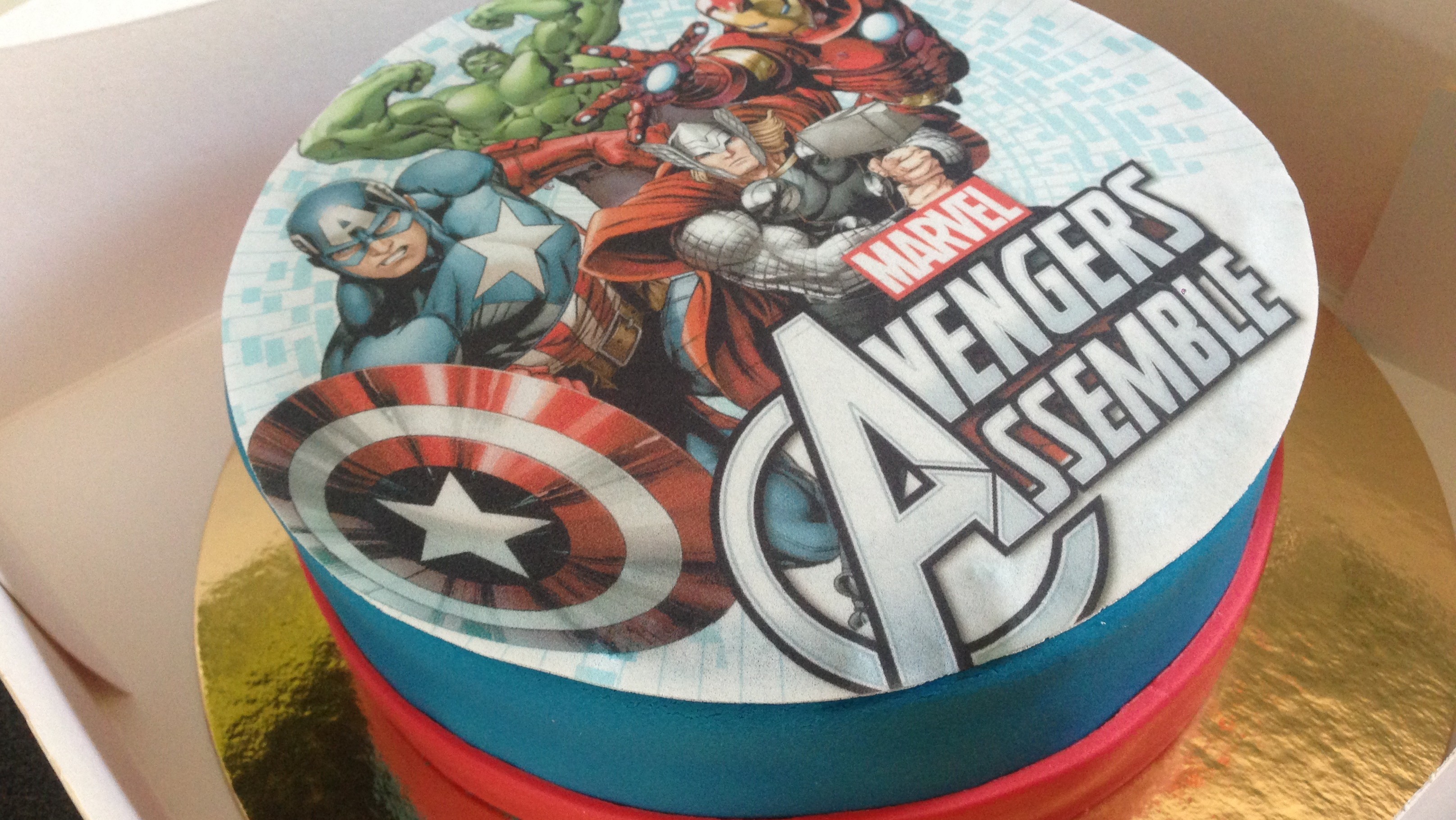 Gateau Avengers Au Chocolat Les Gourmandises De Nemo