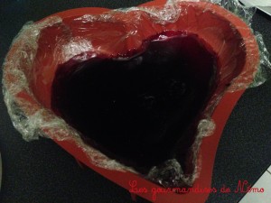 insert framboise, entremet coeur saint valentin, entremet framboise et nougat, glaçage miroir rose, glaçage miroir rouge, moule coeur saint valentin, recette de desserts en coeur saint valentin