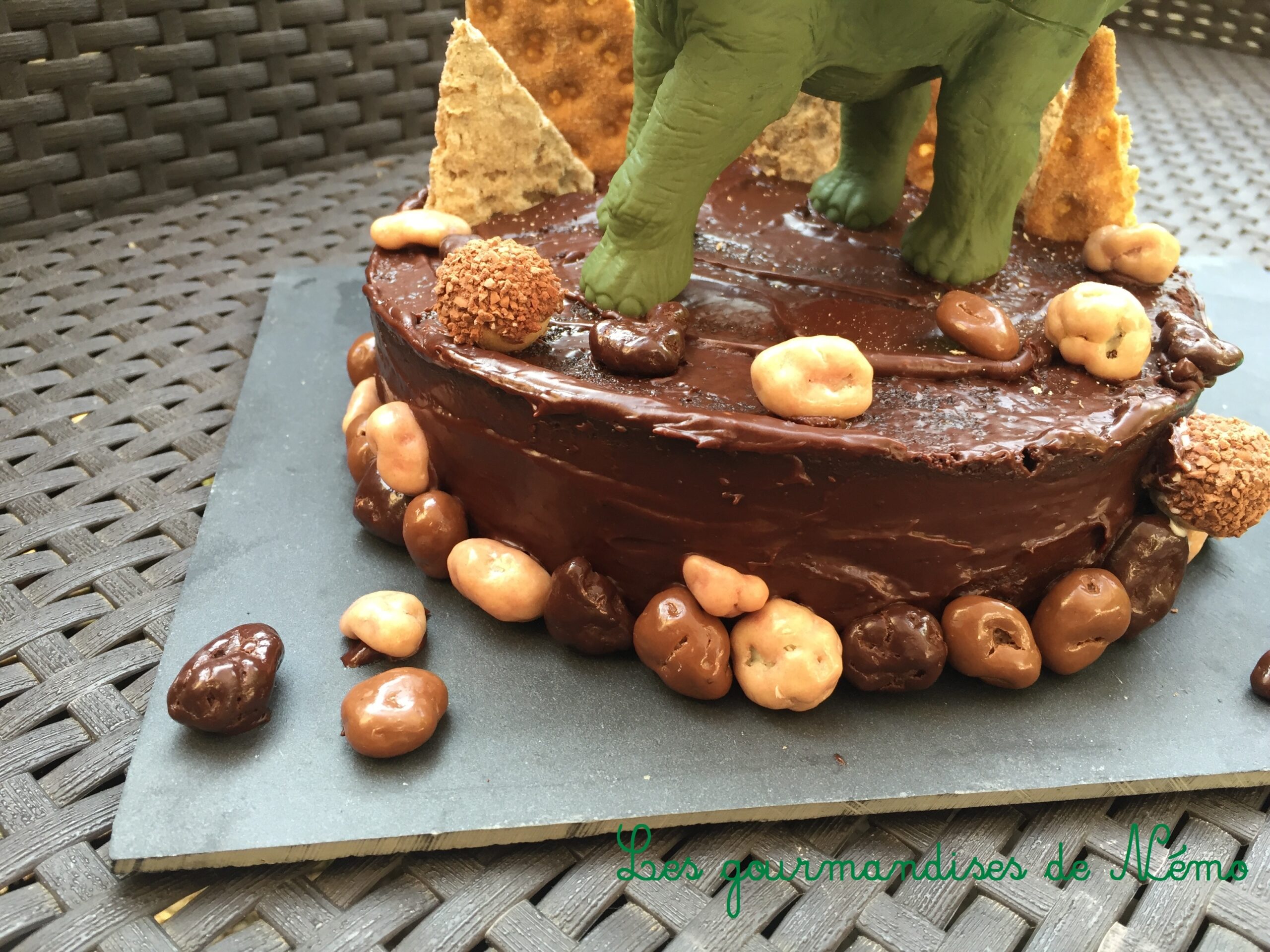 Gateau Dinosaure Arlo Sans Pate A Sucre Et Buttermilk Chocolate