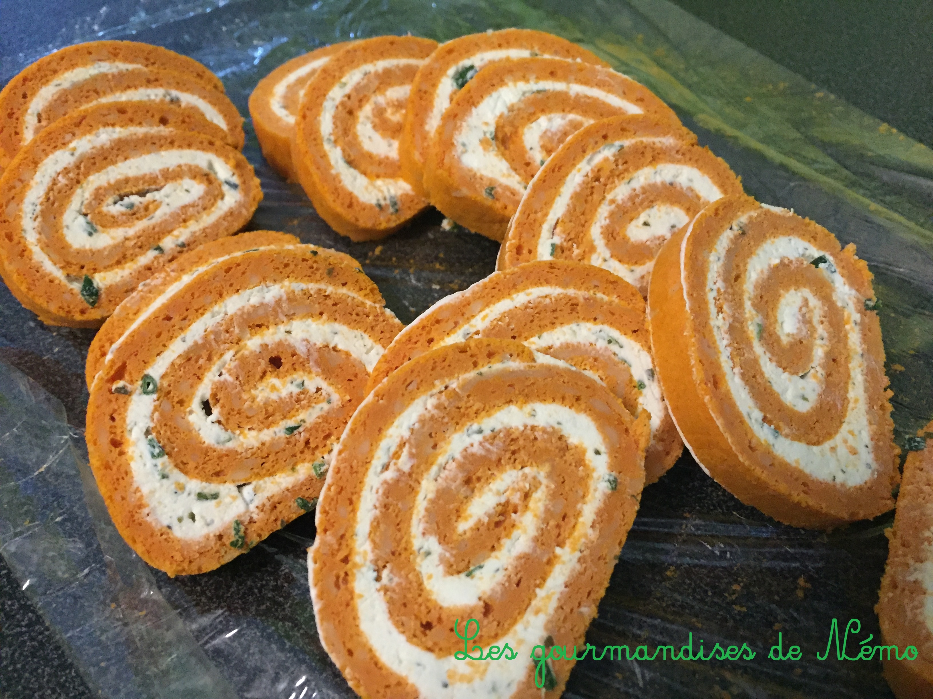 Roule Froid A La Tomate Et Fromage Frais Les Gourmandises De Nemo Roule Froid A La Tomate Et Fromage Frais Les Gourmandises De Nemo