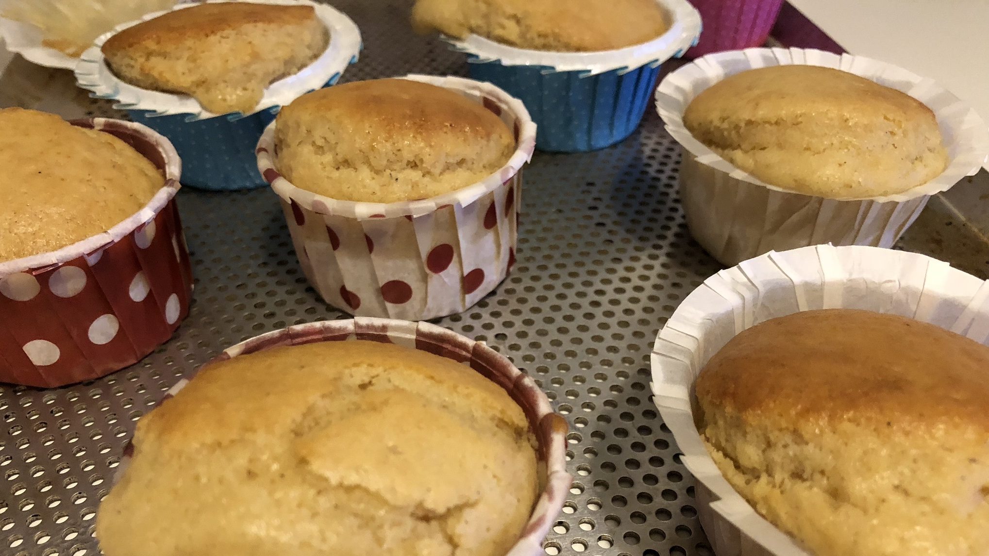 Muffins très moelleux natures | Les Gourmandises de Némo